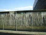 写真ベルリンの壁 .JPG